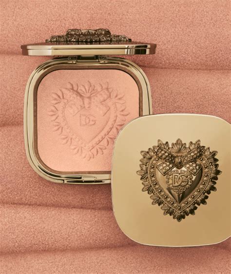 dolce gabbana devotion illuminating face powder|dolce gabbana devotion makeup.